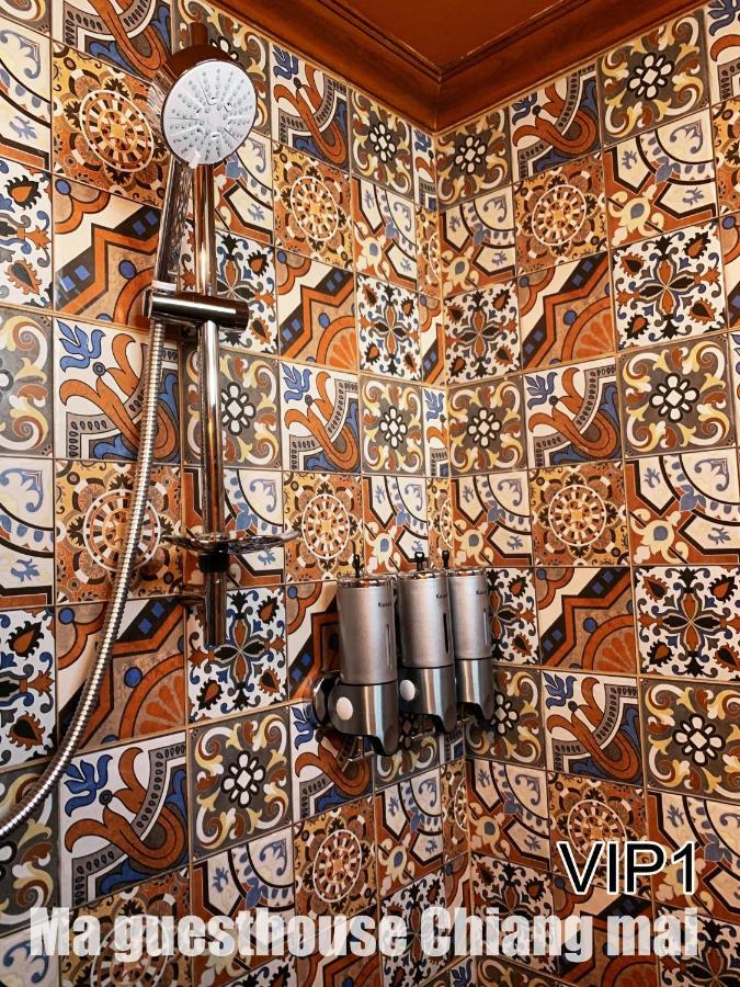 Ma Guesthouse Чиангмай Екстериор снимка
