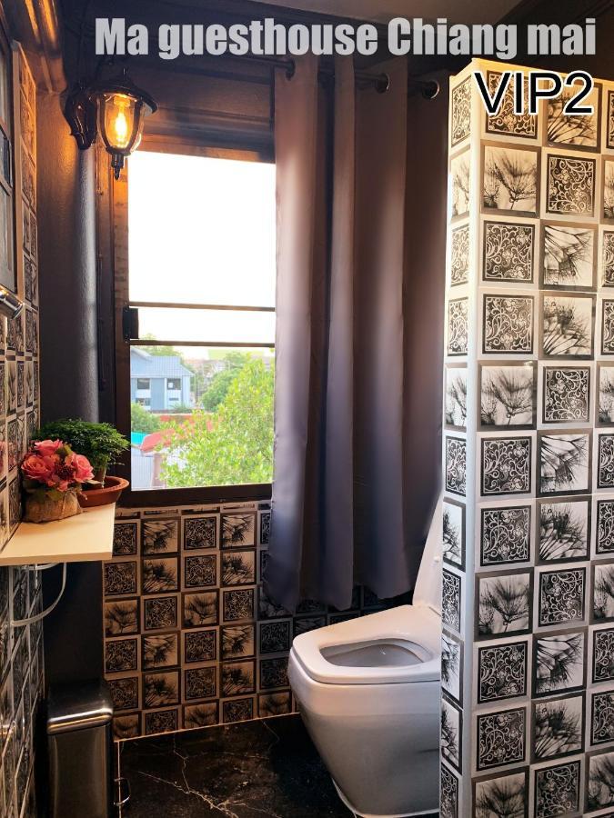 Ma Guesthouse Чиангмай Екстериор снимка
