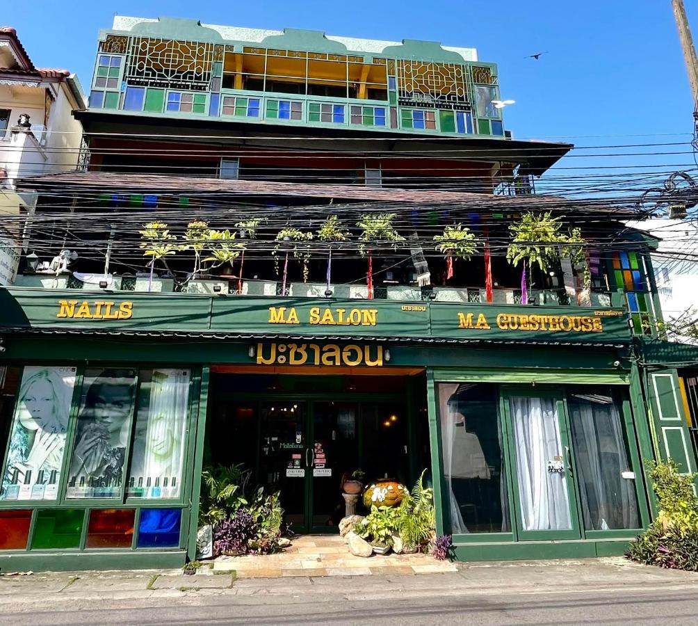 Ma Guesthouse Чиангмай Екстериор снимка