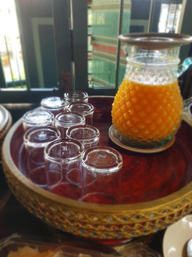 Ma Guesthouse Чиангмай Екстериор снимка